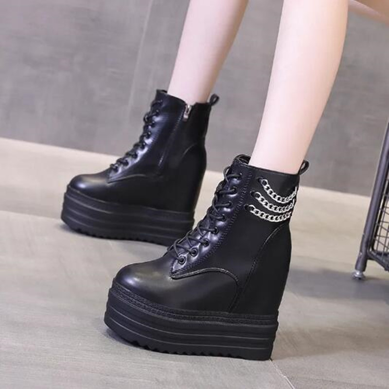 レディースアンクルブーツ レザー 厚底 バイクブーツ 女性用 - Motorcycle Chain のレビューと価格