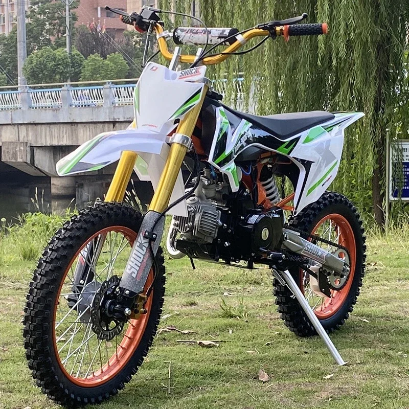 大人用チェーンドライブ付き4ストロークモタード自転車,125 - Bike Chain のレビューと価格